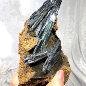 Vivianite on Stand
