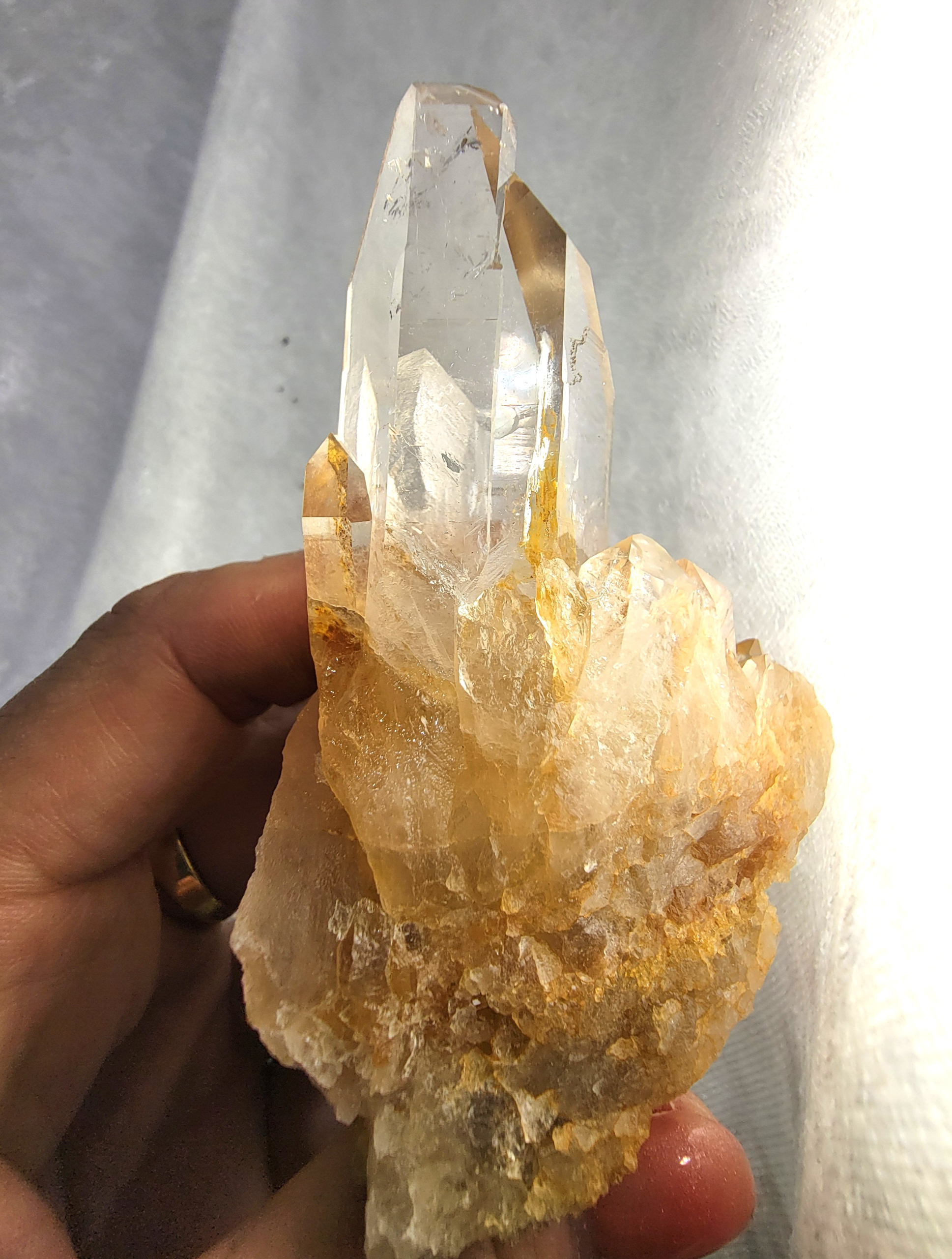 Diamantina Quartz with Iron Inclusions