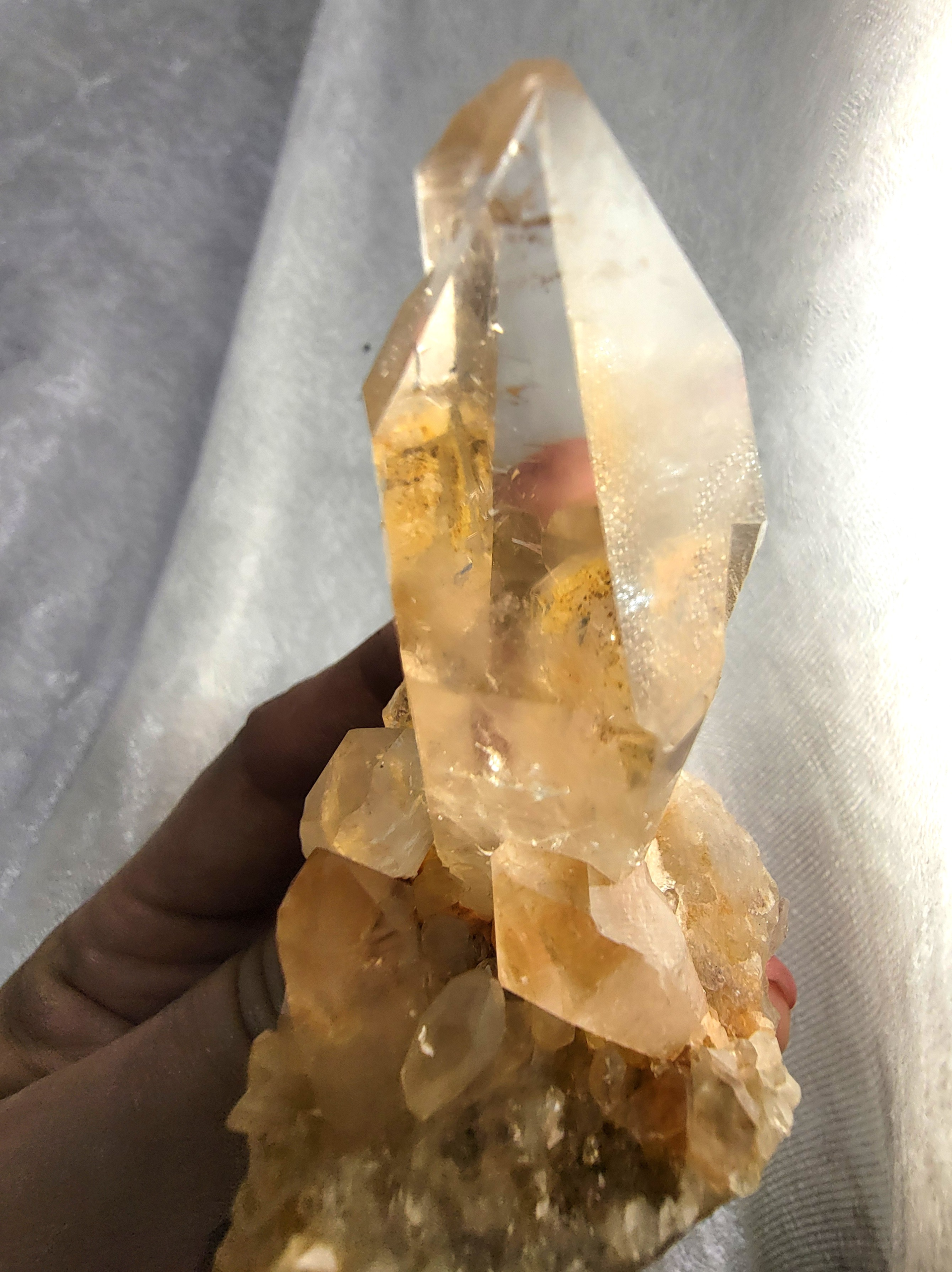 Diamantina Quartz with Iron Inclusions - Image 3